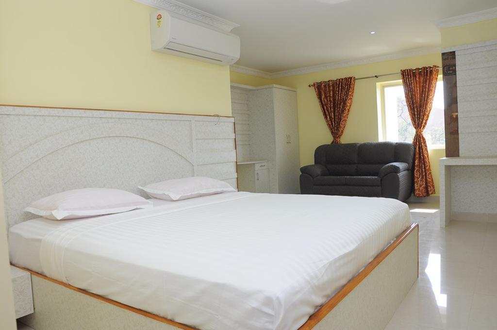 Hariharan Residency - Poonamallee Hotel Chennai Exterior photo